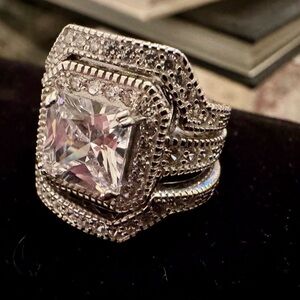 Elegant Silver Women's Ring - Set of 3 - Size 7